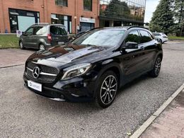 Mercedes GLA220