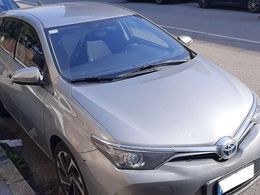 Toyota Auris Hybrid