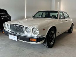 Jaguar XJ6