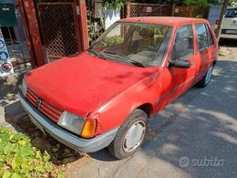 Peugeot 205