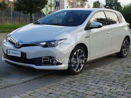 Toyota Auris Hybrid