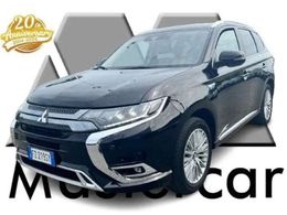 Mitsubishi Outlander P-HEV