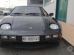 Porsche 928