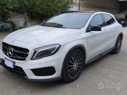 Mercedes GLA220