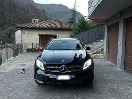 Mercedes GLA220