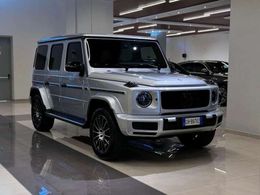 Mercedes G400