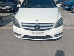 Mercedes B200