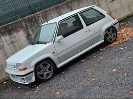 Renault R5