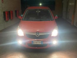 Opel Agila