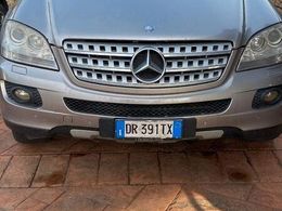 Mercedes ML320