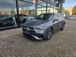 Mercedes GLA200