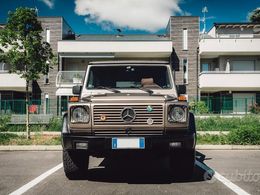 Mercedes G300