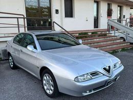 Alfa Romeo 166