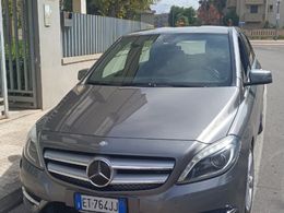 Mercedes B200