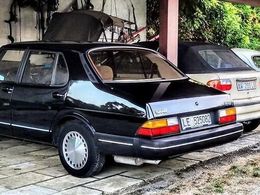 Saab 900