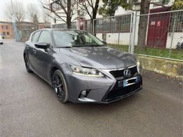 Lexus CT200h