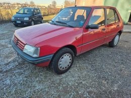 Peugeot 205