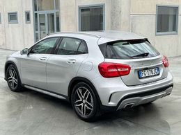 Mercedes GLA200