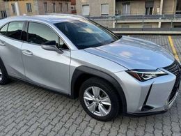 Lexus UX 250h