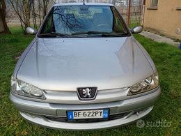 Peugeot 306