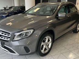 Mercedes GLA220