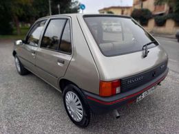 Peugeot 205