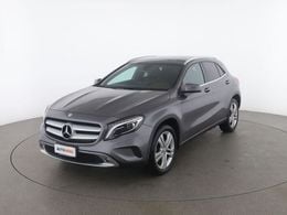 Mercedes GLA220