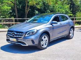 Mercedes GLA220