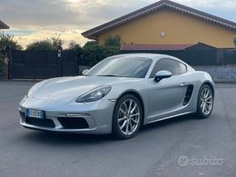 Porsche 718 Cayman