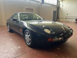 Porsche 928