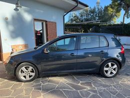 VW Golf V