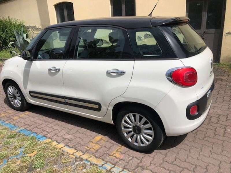 Usata Fiat 500L Lounge 84 CV (61 kW) 2015 Bianco Monovolume
