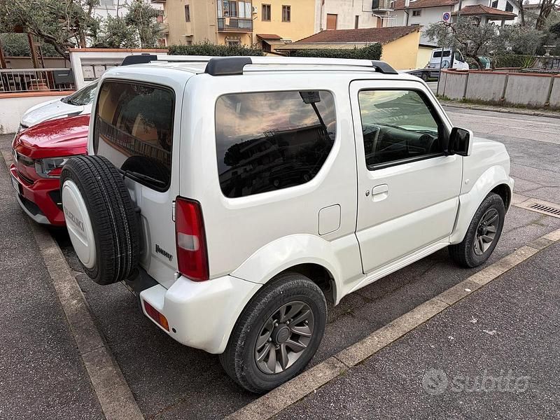 Usata Suzuki Jimny Limited 85 CV (62 kW) 2015 SUV