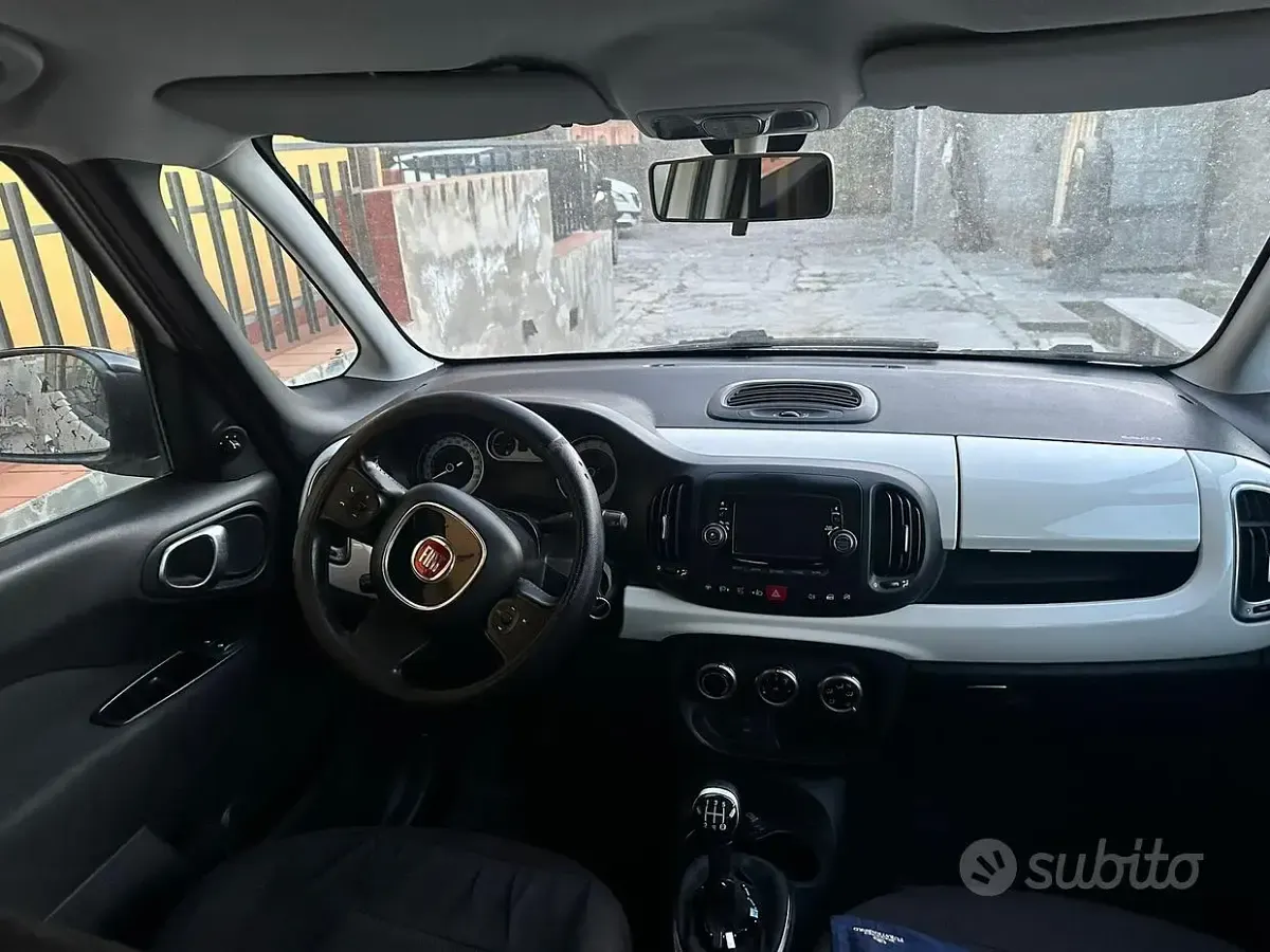Käytetty Fiat 500 Living 85 HP (62 kW) 2014 Tila-auto