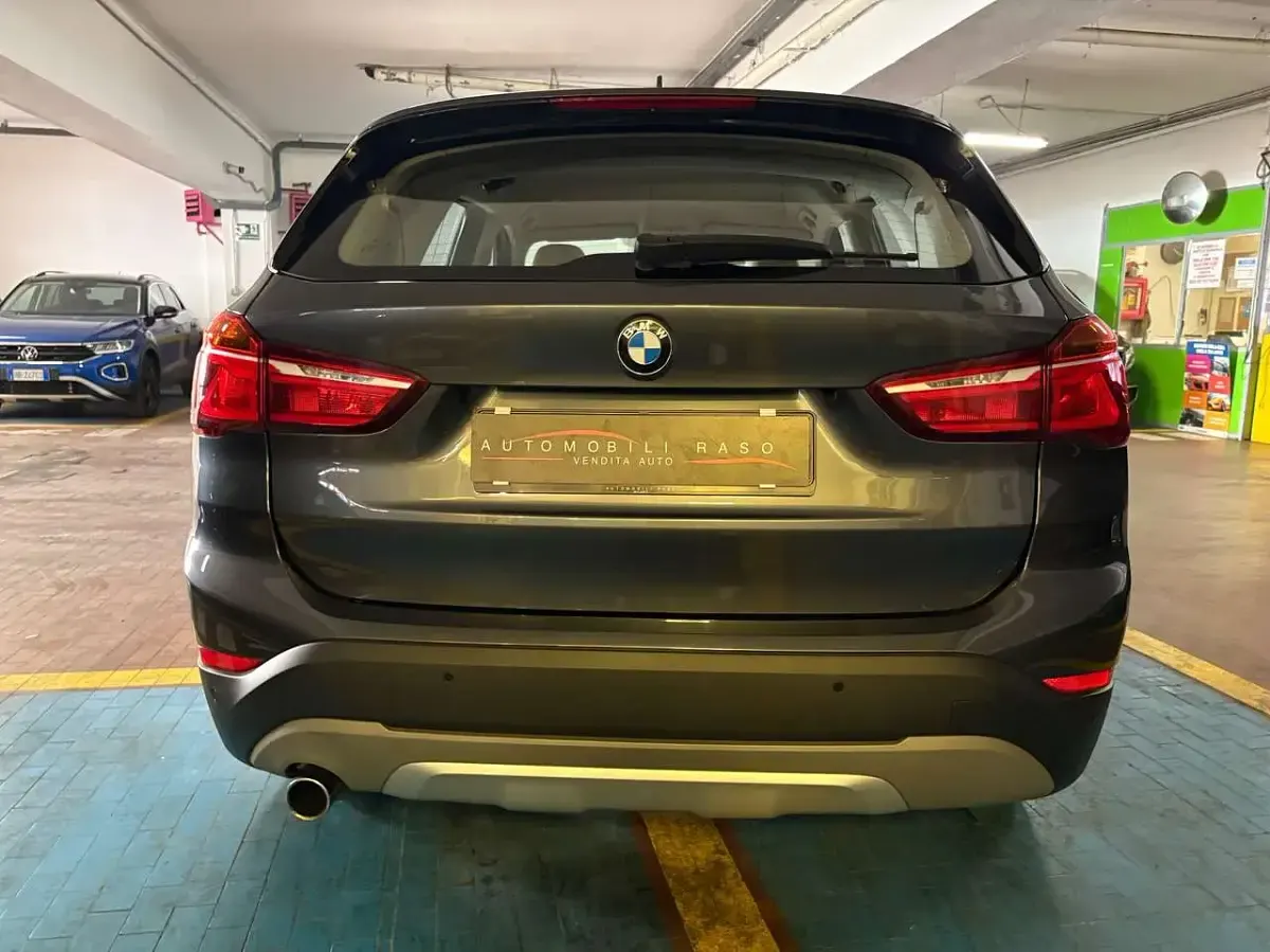 Usata BMW X1 xLine 136 CV (100 kW) 2016 Grigio SUV