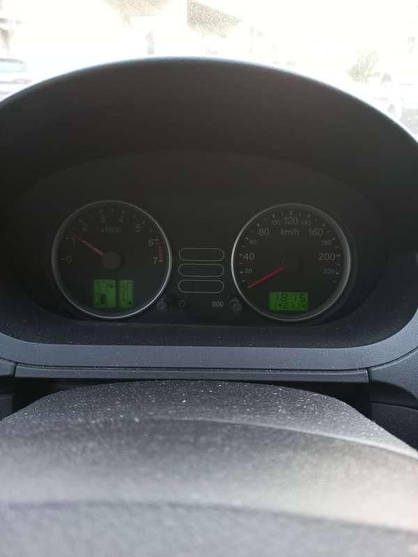 Usado Ford Fiesta Collection 75 HP (55 kW) 2005 Citadino