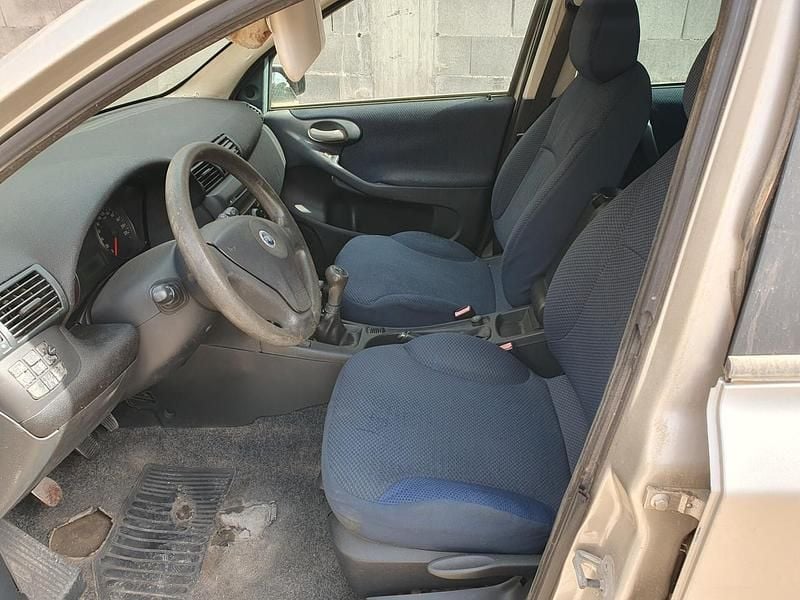 Usata Fiat Stilo Wagon 115 CV (84 kW) 2003 Argento Station wagon