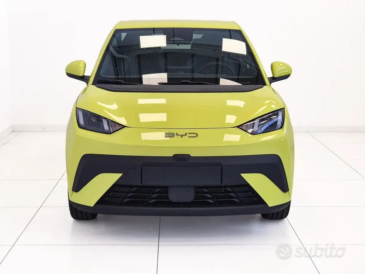 Nuova BYD Dolphin Surf Comfort 2026 Utilitaria