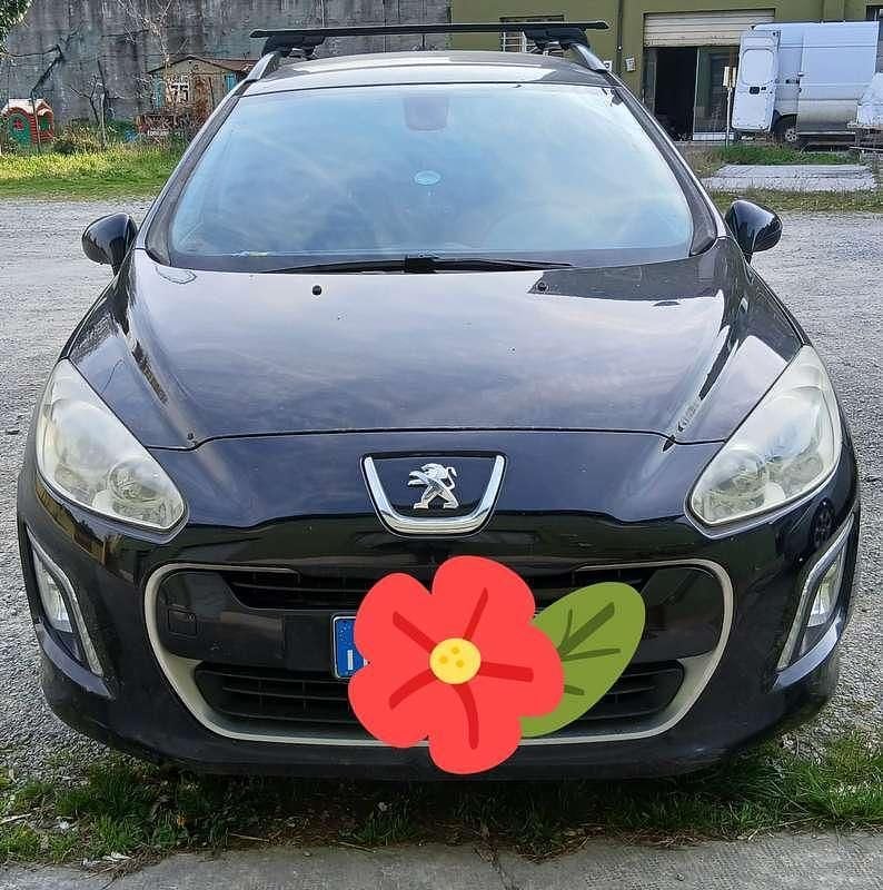 Usata Peugeot 308 Access 111 CV (81 kW) 2012 Nero Station wagon