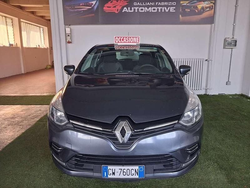 Usata Renault Clio IV Life 90 CV (66 kW) 2017 Grigio Berlina