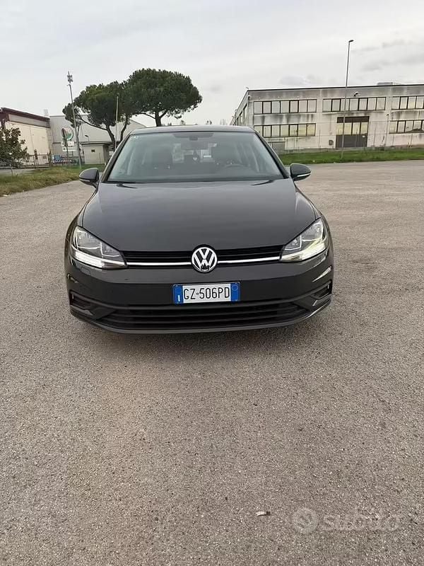 Usata VW Golf VII 116 CV (85 kW) 2019 Berlina