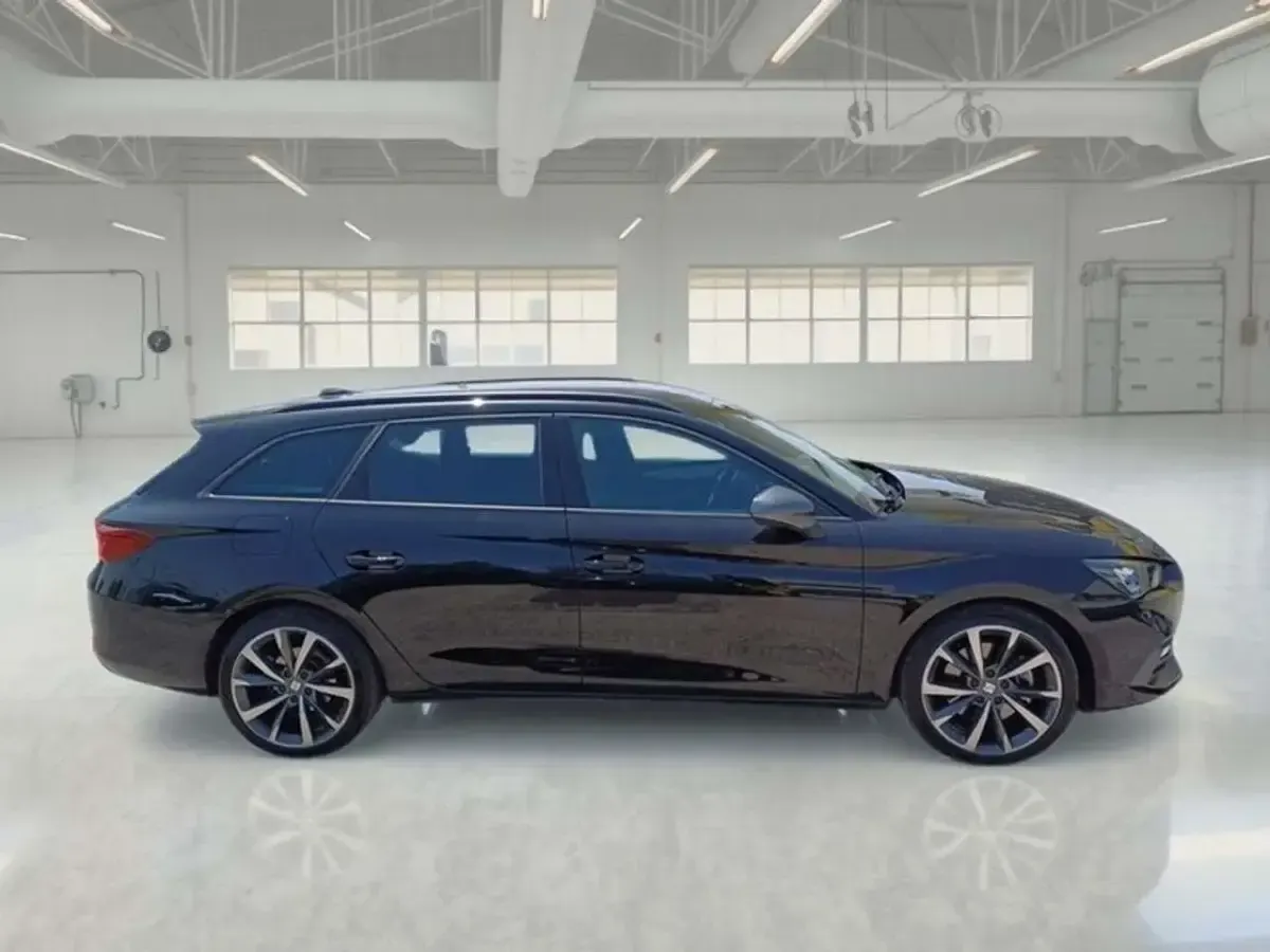 Usata Seat Leon ST FR 150 CV (110 kW) 2022 Nero Station wagon