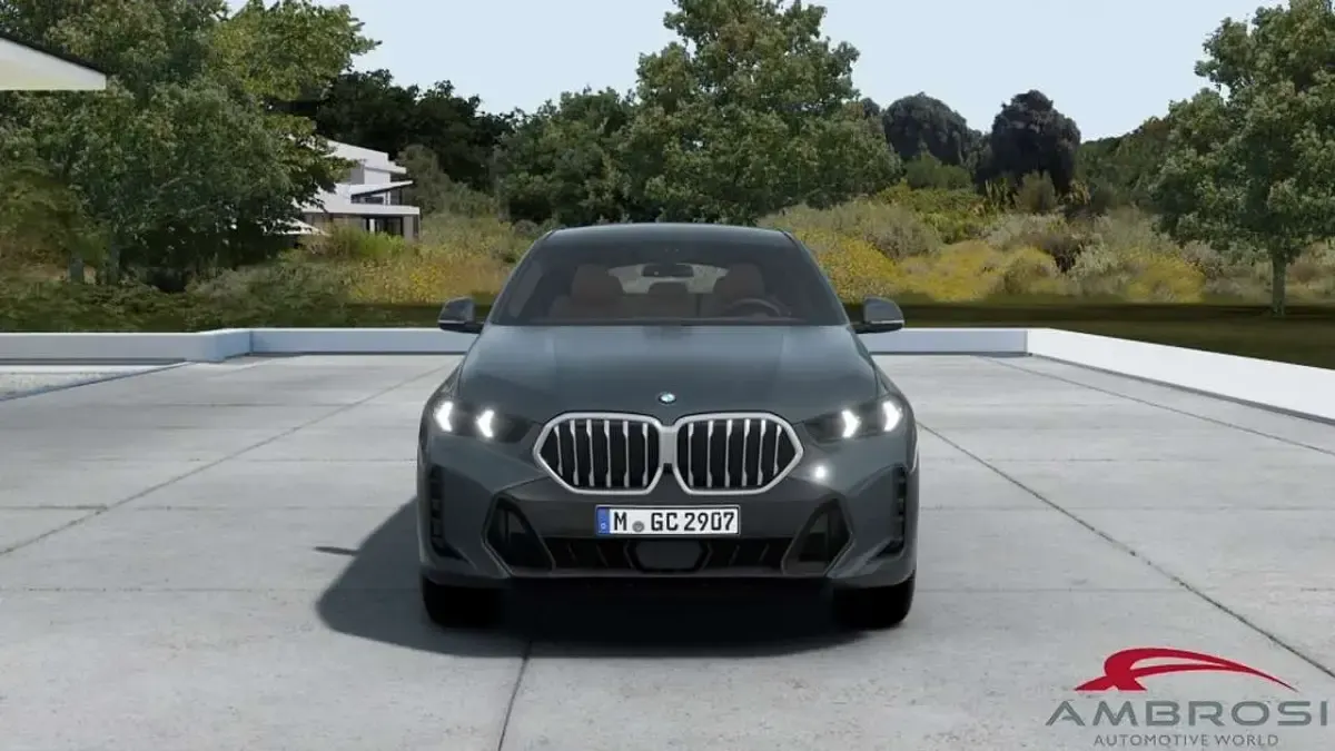 Ny BMW X6 M Sport 340 HK (250 kW) 2025 Grå SUV