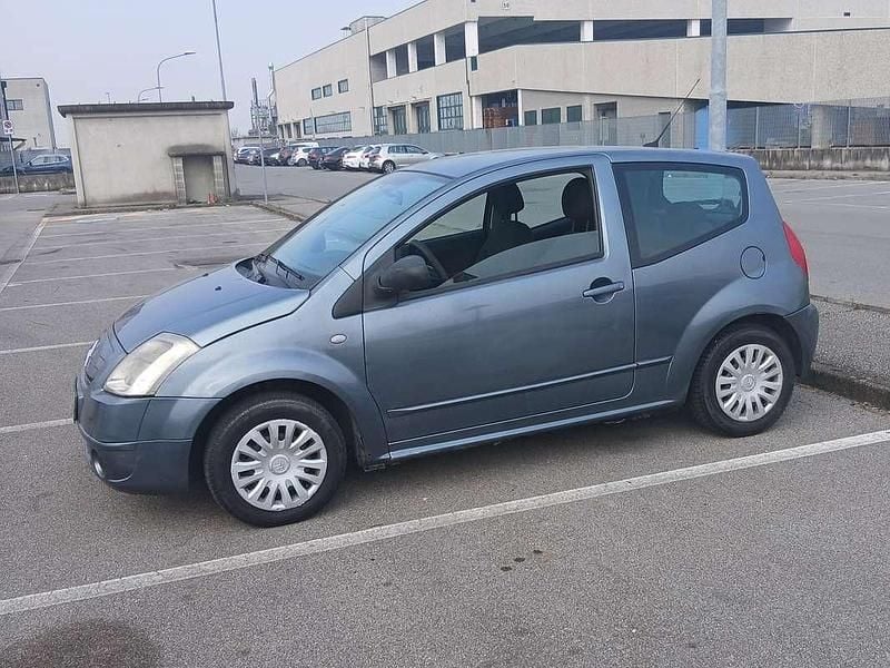 Occasion Citroën C2 Seduction 60 ch (44 kW) 2006 Gris Citadine