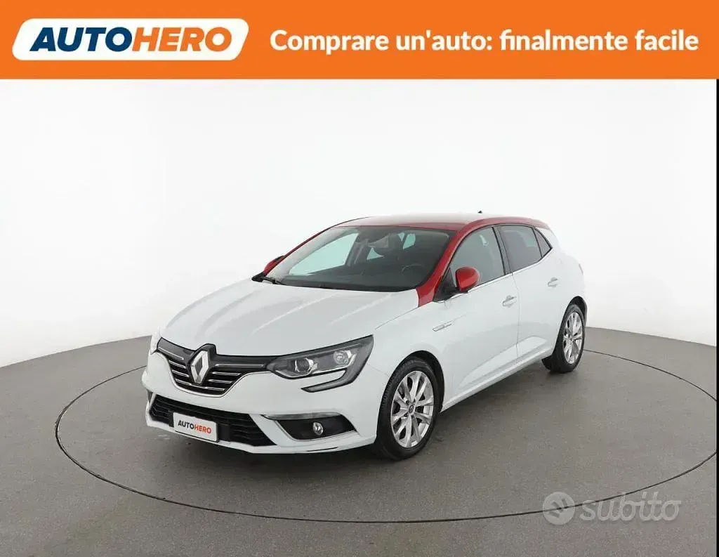 Käytetty Renault Mégane IV Intens 110 HP (80 kW) 2017 Sedan