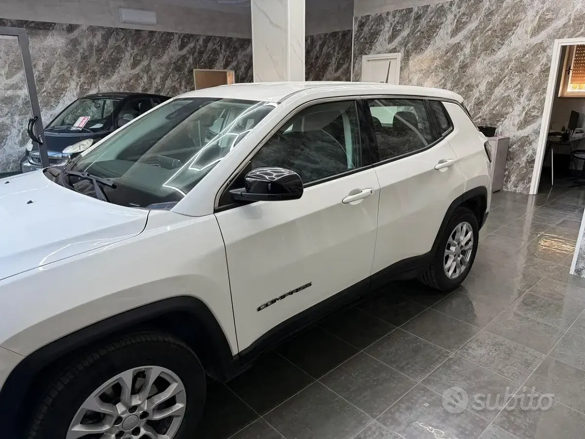 Usata Jeep Compass 131 CV (96 kW) 2022 Bianco SUV