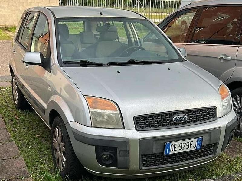 Usata Ford Fusion 80 CV (58 kW) 2006 Grigio Monovolume