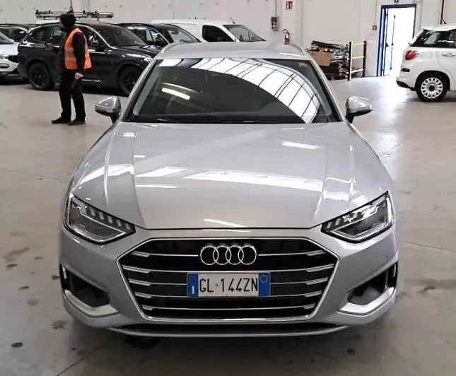 Usata Audi A4 Advanced Plus 135 CV (99 kW) 2023 Argento Station wagon