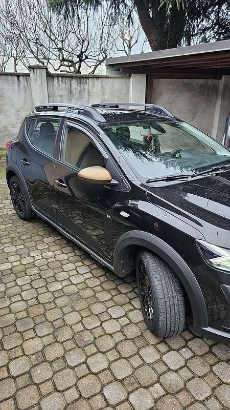 Usata Dacia Sandero Expression 101 CV (74 kW) 2023 Nero Berlina