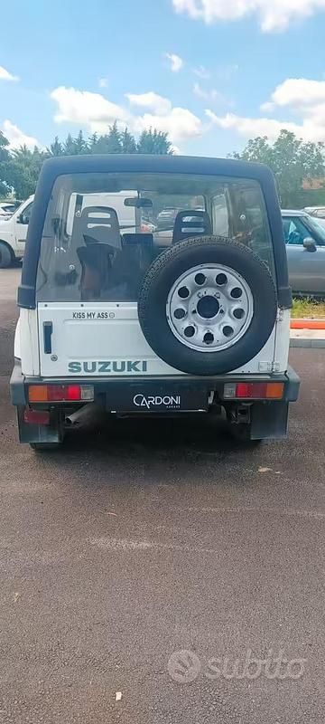 Usata Suzuki Samurai Sport 63 CV (46 kW) 1988 Bianco SUV